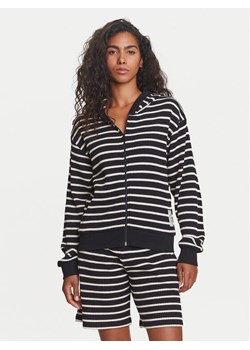 Emporio Armani Underwear Bluza EW000384 AF10886 FC061 Czarny Regular Fit ze sklepu MODIVO w kategorii Bluzy damskie - zdjęcie 184235124