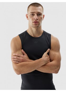 Męski top treningowy 4F 4FWAW24TFSLM388 - czarny ze sklepu Sportstylestory.com w kategorii T-shirty męskie - zdjęcie 184236504
