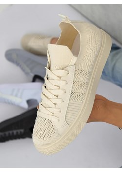 Royalfashion Trampki damskie ze wstawkami z eko skóry Tiven ze sklepu royalfashion.pl w kategorii Trampki damskie - zdjęcie 184238080