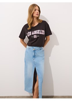 Mohito - T-shirt z nadrukiem - brązowy ze sklepu Mohito w kategorii Bluzki damskie - zdjęcie 184238553