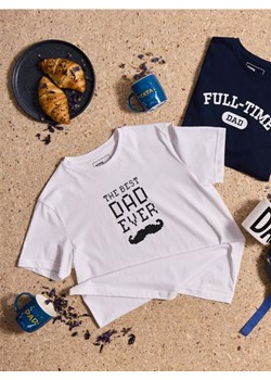 Sinsay - Koszulka "Najlepszy tata na świecie" - biały ze sklepu Sinsay w kategorii T-shirty męskie - zdjęcie 184246533