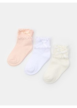 Sinsay - Skarpetki niemowlęce 3 pack - wielobarwny ze sklepu Sinsay w kategorii Skarpetki dziecięce - zdjęcie 184246813