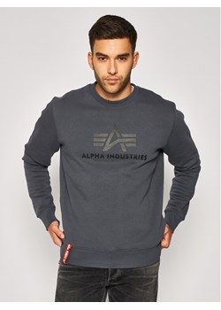 Alpha Industries Bluza Basic 178302 Szary Regular Fit ze sklepu MODIVO w kategorii Bluzy męskie - zdjęcie 184248500