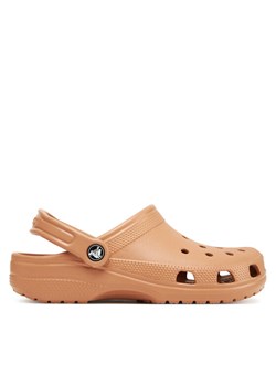 Crocs Klapki Classic Clog 10001 Brązowy ze sklepu MODIVO w kategorii Klapki męskie - zdjęcie 184253204