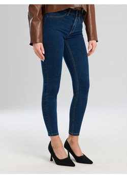 Sinsay - Jeansy skinny mid waist - granatowy ze sklepu Sinsay w kategorii Jeansy damskie - zdjęcie 184255314