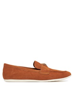 Guess Lordsy FLTBAY SUE14 Beżowy ze sklepu MODIVO w kategorii Lordsy damskie - zdjęcie 184255851