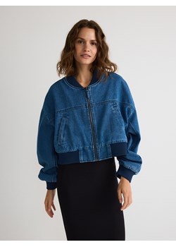 Reserved - Oversizowa jeansowa kurtka bomber - niebieski ze sklepu Reserved w kategorii Kurtki damskie - zdjęcie 184259472