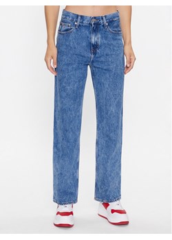 Tommy Jeans Jeansy Betsy DW0DW15996 Niebieski Loose Fit ze sklepu MODIVO w kategorii Jeansy damskie - zdjęcie 184261033