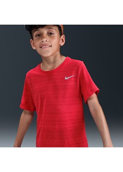 Koszulka treningowa dla dużych dzieci (chłopców) Nike Dri-FIT Miler - Czerwony ze sklepu Nike poland w kategorii T-shirty chłopięce - zdjęcie 184264242