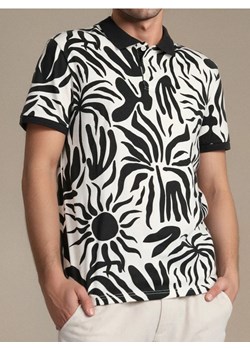 Sinsay - Koszulka polo z ozdobnym wzorem allover - kremowy ze sklepu Sinsay w kategorii T-shirty męskie - zdjęcie 184276692