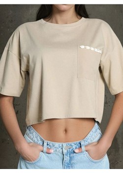 Sinsay - Crop top z ozdobnymi muszelkami - beżowy - id: 928CG-08X - marki Sinsay - 184277211 Sinsay - Crop top z ozdobnymi muszelkami - beżowy ze sklepu Sinsay w kategorii Bluzki damskie - zdjęcie 184277211