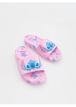 Reserved - Klapki Lilo i Stitch - pastelowy róż ze sklepu Reserved w kategorii Klapki dziecięce - zdjęcie 184279063