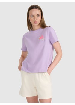 Damski t-shirt oversize z nadrukiem 4F 4FRSS25TTSHF3160 - fioletowy ze sklepu Sportstylestory.com w kategorii Bluzki damskie - zdjęcie 184280120