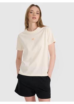 Damski t-shirt oversize z nadrukiem 4F 4FRSS25TTSHF3163 - beżowy ze sklepu Sportstylestory.com w kategorii Bluzki damskie - zdjęcie 184280211