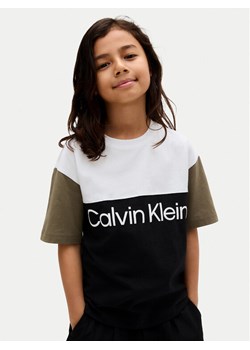 Calvin Klein Jeans T-Shirt Blocking IB0IB02528 M Czarny Relaxed Fit ze sklepu MODIVO w kategorii Bluzki dziewczęce - zdjęcie 184282643