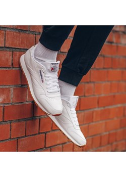 Reebok Sneakersy Cl Lthr 49799 Biały ze sklepu MODIVO w kategorii Buty męskie - zdjęcie 184282694