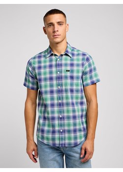 LEE MĘSKA KOSZULA LEE LEE BUTTON DOWN SS DANDY GREEN 112349961 ze sklepu YouNeedit.pl w kategorii Koszule męskie - zdjęcie 184283553