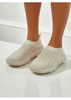 Royalfashion Wsuwane damskie materiałowe buty sportowe Perrey ze sklepu royalfashion.pl w kategorii Buty sportowe damskie - zdjęcie 184283871