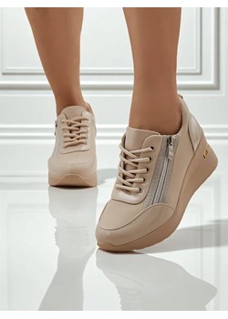 Royalfashion Sneakersy damskie na koturnie Elaqi ze sklepu royalfashion.pl w kategorii Buty sportowe damskie - zdjęcie 184283920