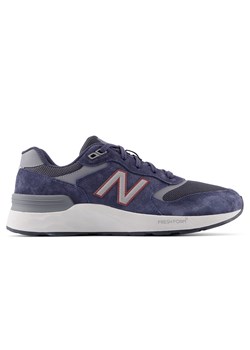 Buty męskie New Balance MW880BC7 – granatowe ze sklepu New Balance Poland w kategorii Buty sportowe męskie - zdjęcie 184289131