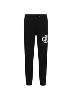 Calvin Klein Jeans Spodnie dresowe | Regular Fit ze sklepu Gomez Fashion Store w kategorii Spodnie dziewczęce - zdjęcie 184296531
