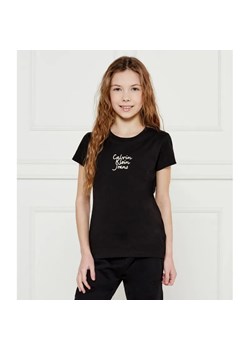 Calvin Klein Jeans T-shirt | Slim Fit ze sklepu Gomez Fashion Store w kategorii Bluzki dziewczęce - zdjęcie 184296534
