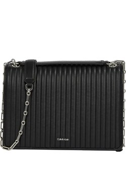 Calvin Klein Torebka na ramię ze sklepu Gomez Fashion Store w kategorii Listonoszki - zdjęcie 184297431