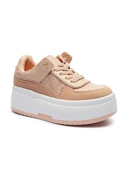 Guess Sneakersy RIDGEE2 ze sklepu Gomez Fashion Store w kategorii Buty sportowe damskie - zdjęcie 184299071