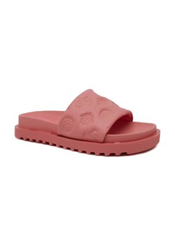Guess Klapki FABETZA ze sklepu Gomez Fashion Store w kategorii Klapki damskie - zdjęcie 184300661