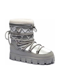 Guess Ocieplane śniegowce UNIQUES ze sklepu Gomez Fashion Store w kategorii Śniegowce damskie - zdjęcie 184301071