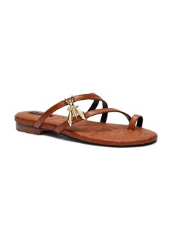 Patrizia Pepe Skórzane klapki ze sklepu Gomez Fashion Store w kategorii Klapki damskie - zdjęcie 184301584