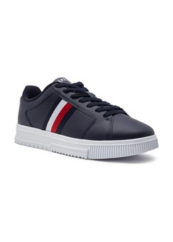 Tommy Hilfiger Skórzane sneakersy STRIPES ESS ze sklepu Gomez Fashion Store w kategorii Buty sportowe męskie - zdjęcie 184302471