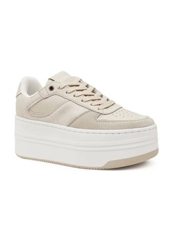 Guess Skórzane sneakersy ze sklepu Gomez Fashion Store w kategorii Buty sportowe damskie - zdjęcie 184302711