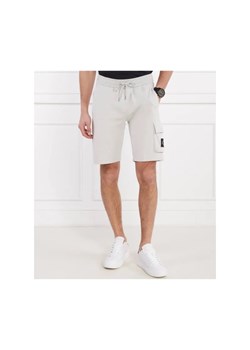 Calvin Klein Jeans Szorty | Regular Fit ze sklepu Gomez Fashion Store w kategorii Spodenki męskie - zdjęcie 184302873