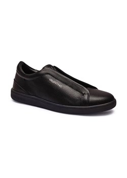 Valentino Skórzane sneakersy ze sklepu Gomez Fashion Store w kategorii Buty sportowe męskie - zdjęcie 184304601