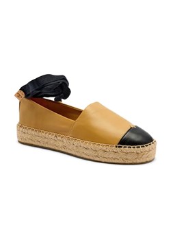 TORY BURCH Skórzane espadryle CAP-TOE ze sklepu Gomez Fashion Store w kategorii Espadryle damskie - zdjęcie 184305081