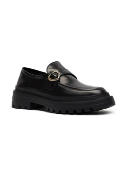 Love Moschino Skórzane loafersy ze sklepu Gomez Fashion Store w kategorii Półbuty damskie - zdjęcie 184305424
