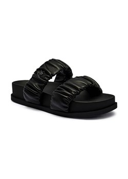 Armani Exchange Klapki ze sklepu Gomez Fashion Store w kategorii Klapki damskie - zdjęcie 184305452