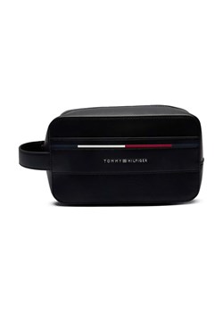 Tommy Hilfiger Kosmetyczka TH FOUNDATION ze sklepu Gomez Fashion Store w kategorii Kosmetyczki męskie - zdjęcie 184306051