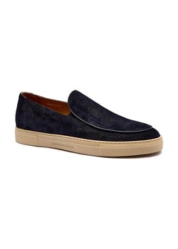 Emporio Armani Skórzane slip on ze sklepu Gomez Fashion Store w kategorii Trampki męskie - zdjęcie 184306401
