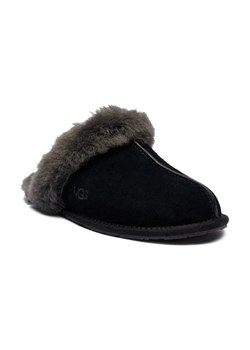 UGG Skórzane obuwie domowe W SCUFFETTE II ze sklepu Gomez Fashion Store w kategorii Kapcie damskie - zdjęcie 184306611