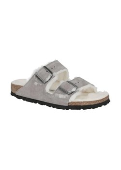 Birkenstock Skórzane obuwie domowe Arizona VL Sheepskin Stone Coin - id: 1109060 - marki BIRKENSTOCK - 184306612 Birkenstock Skórzane obuwie domowe Arizona VL Sheepskin Stone Coin ze sklepu Gomez Fashion Store w kategorii Kapcie damskie - zdjęcie 184306612