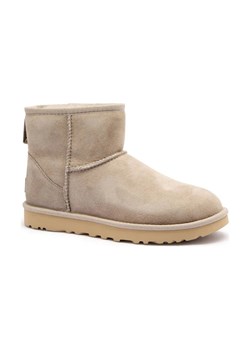 UGG Skórzane śniegowce Classic Mini II | z dodatkiem wełny ze sklepu Gomez Fashion Store w kategorii Śniegowce damskie - zdjęcie 184307534