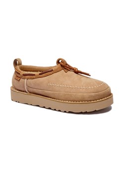 UGG Skórzane mule W TASMAN CRAFTED REGENERATE ze sklepu Gomez Fashion Store w kategorii Kapcie damskie - zdjęcie 184307643