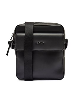 Calvin Klein Reporterka VERTICAL ze sklepu Gomez Fashion Store w kategorii Torby męskie - zdjęcie 184308070
