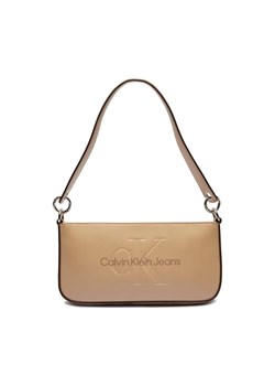 Calvin Klein Jeans Torebka na ramię Sculpted ze sklepu Gomez Fashion Store w kategorii Listonoszki - zdjęcie 184308732