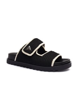 Guess Klapki FADISON ze sklepu Gomez Fashion Store w kategorii Klapki damskie - zdjęcie 184308854