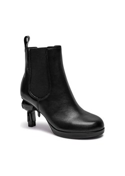 Karl Lagerfeld Skórzane botki na słupku IKON ISLAND ze sklepu Gomez Fashion Store w kategorii Botki - zdjęcie 184310020