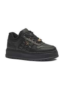 Guess Ocieplane sneakersy TERRIA2 ze sklepu Gomez Fashion Store w kategorii Buty sportowe damskie - zdjęcie 184312112