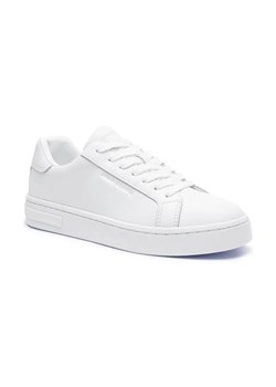 Armani Exchange Skórzane sneakersy ze sklepu Gomez Fashion Store w kategorii Buty sportowe damskie - zdjęcie 184313990